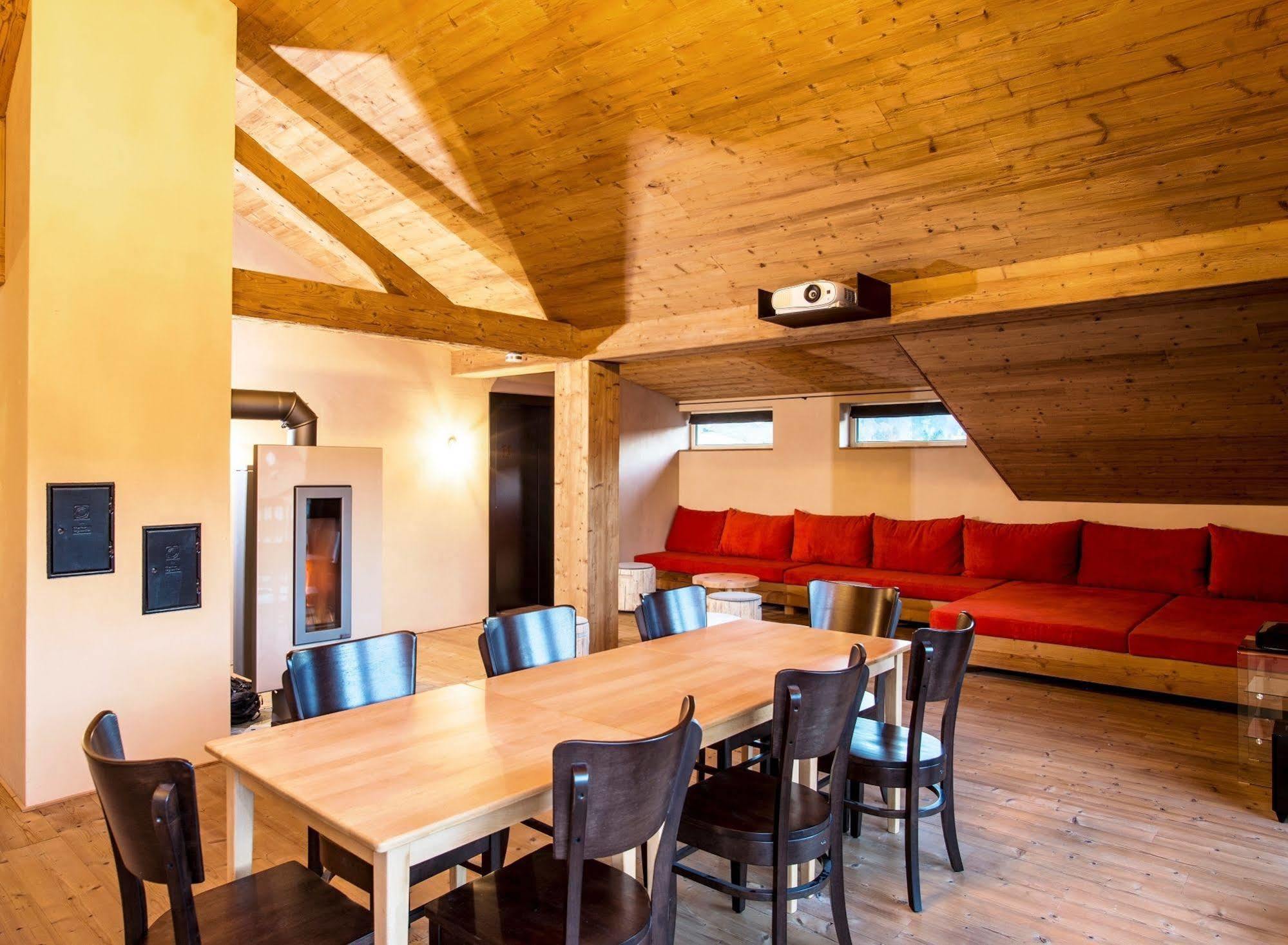 Alpen Select Lodge Kleinwalsertal Рицлерн Экстерьер фото