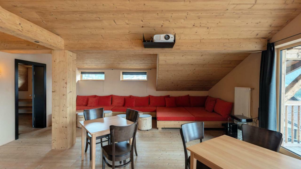 Alpen Select Lodge Kleinwalsertal Рицлерн Экстерьер фото